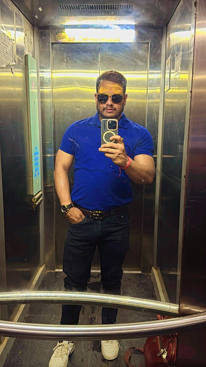 Kumar Shanu - Group Class enthusiast